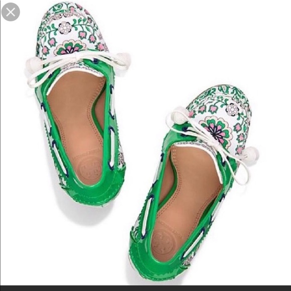 NIB-TORY BURCH GARDEN PARTY FISHER PUMP - Picture 2 of 7